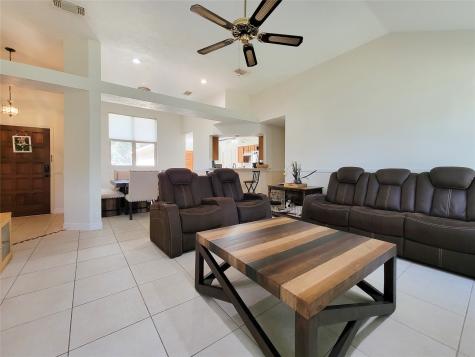 2638 Village Oak Drive Katy TX 77493