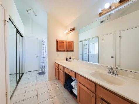 2638 Village Oak Drive Katy TX 77493