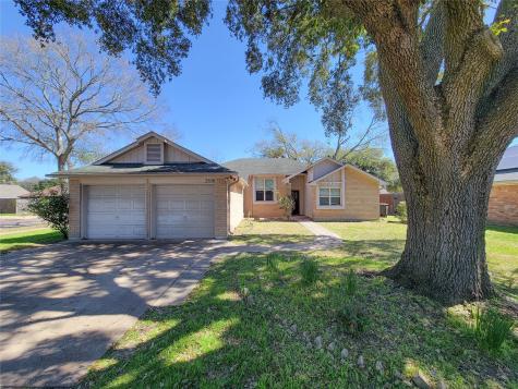 2638 Village Oak Drive Katy TX 77493