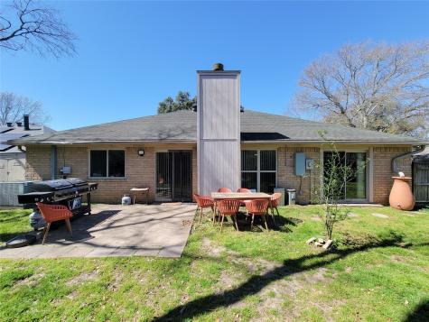 2638 Village Oak Drive Katy TX 77493