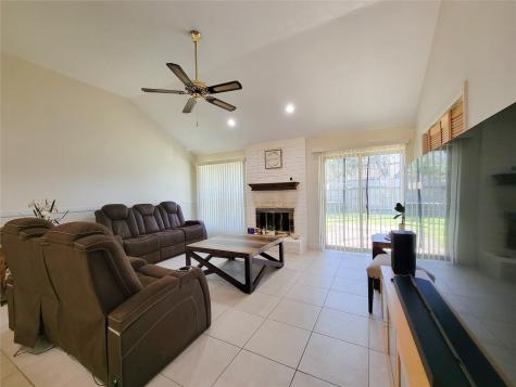 2638 Village Oak Drive Katy TX 77493