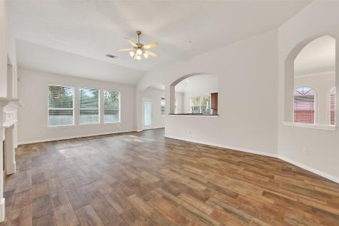 78 S Archwyck Circle Houston TX 77382