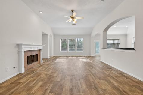 78 S Archwyck Circle Houston TX 77382