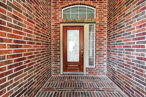 78 S Archwyck Circle Houston TX 77382