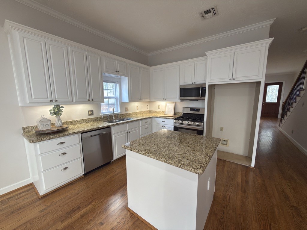 1108 W 22nd Street Houston TX 77008