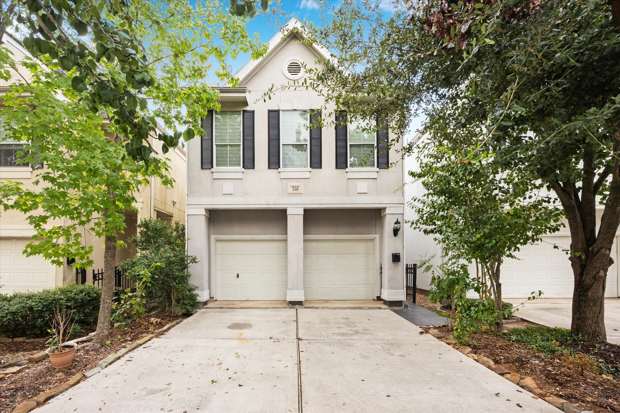 116 White Drive Bellaire TX 77401