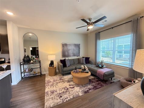 2102 Antoine Drive A2.3314 Houston TX 77055