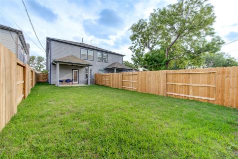 10021 Alfred Lane B Houston TX 77041