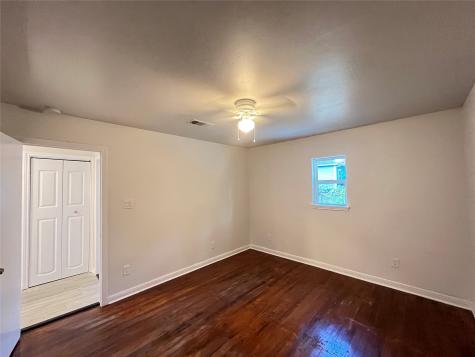 7337 Orville Street B Houston TX 77028
