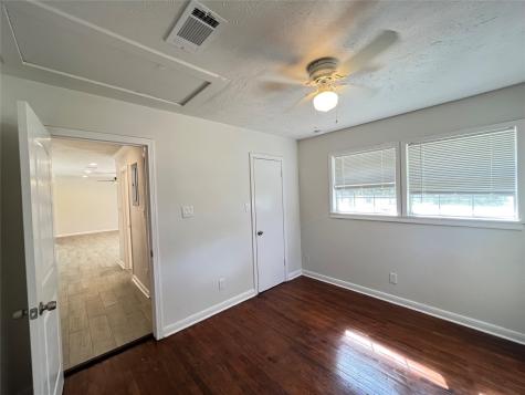 7337 Orville Street B Houston TX 77028