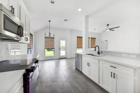 13021 Castlewind Lane Pearland TX 77584