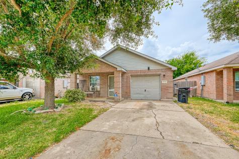 13518 Woodring Court Houston TX 77045