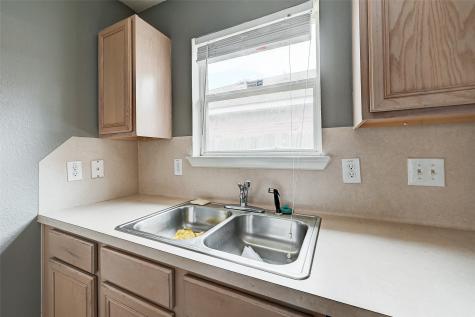 13518 Woodring Court Houston TX 77045