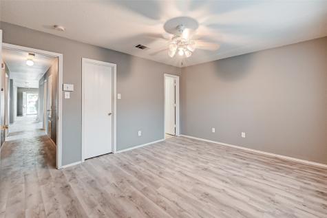 13518 Woodring Court Houston TX 77045