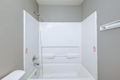 13518 Woodring Court Houston TX 77045