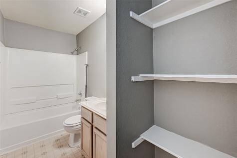 13518 Woodring Court Houston TX 77045