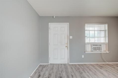 13518 Woodring Court Houston TX 77045