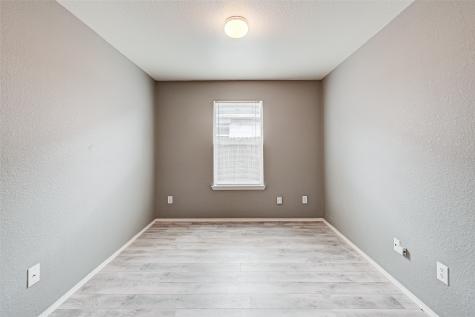 13518 Woodring Court Houston TX 77045