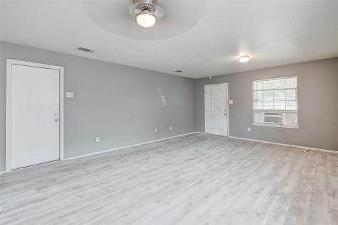 13518 Woodring Court Houston TX 77045