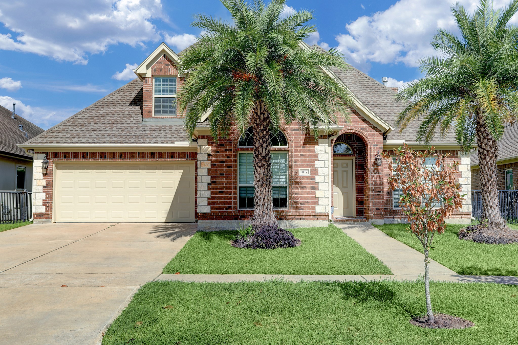 307 Twin Timbers Lane Kemah TX 77565