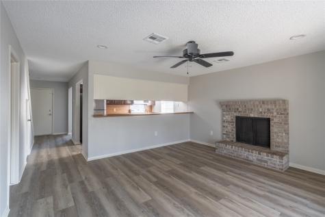 19431 Wood Village Lane Houston TX 77084