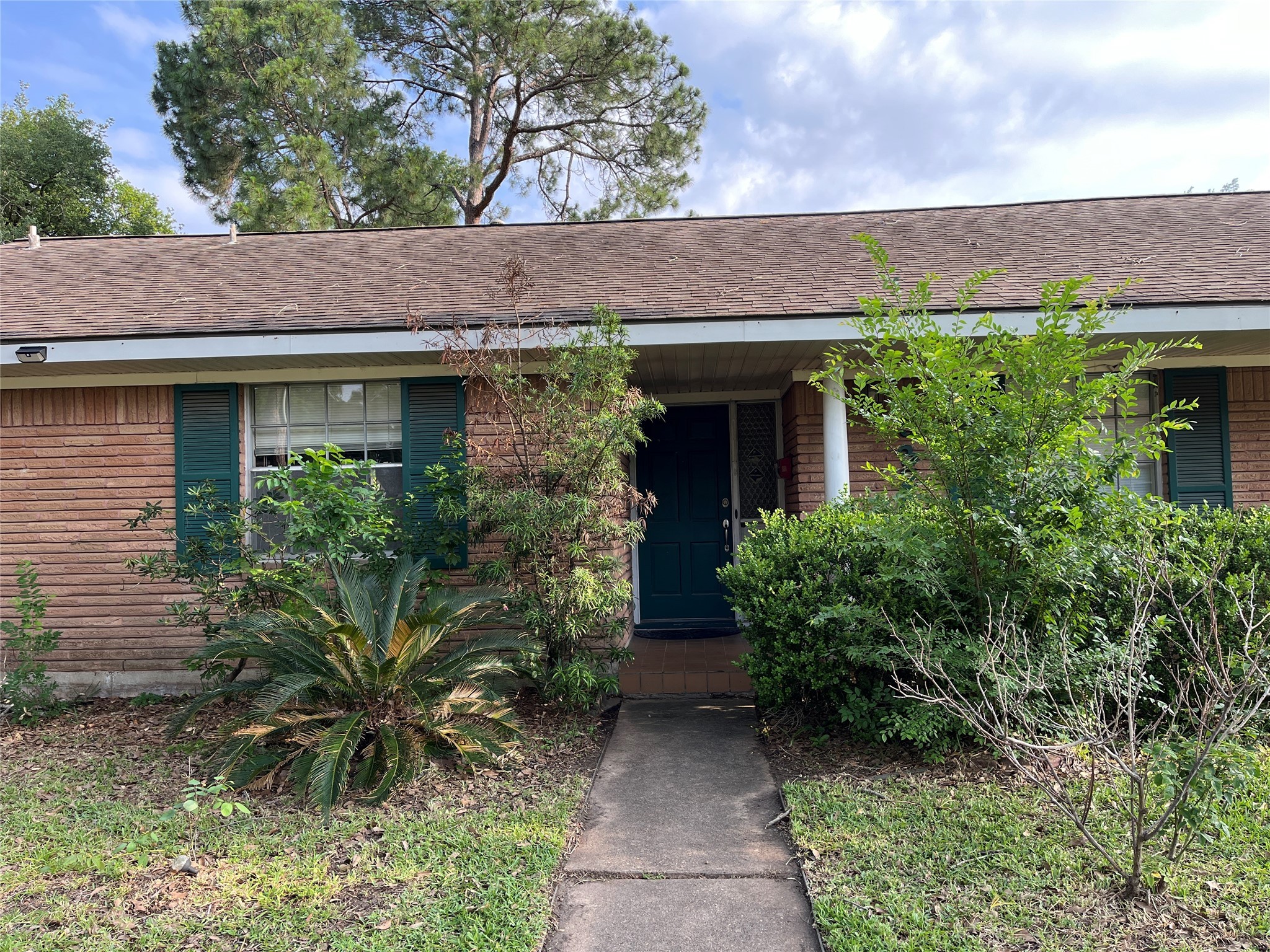 5323 Jason Street Houston TX 77096