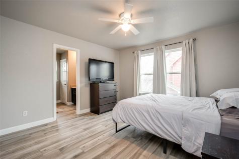 111 Delaney Street Houston TX 77009
