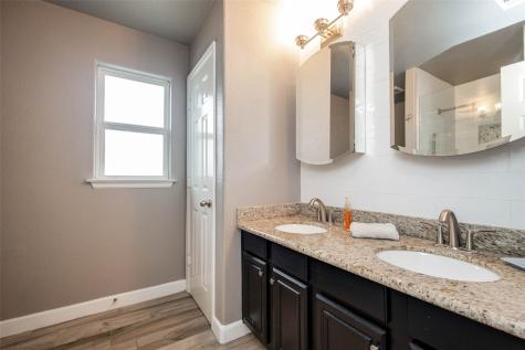 111 Delaney Street Houston TX 77009
