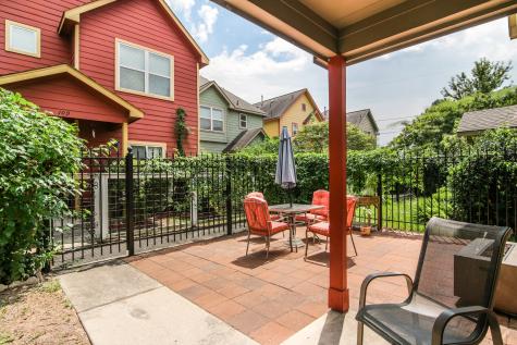 111 Delaney Street Houston TX 77009