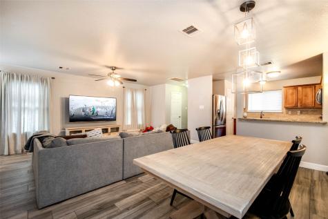 111 Delaney Street Houston TX 77009