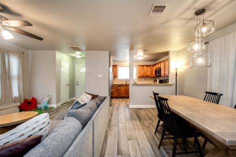 111 Delaney Street Houston TX 77009