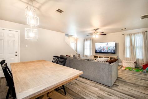 111 Delaney Street Houston TX 77009