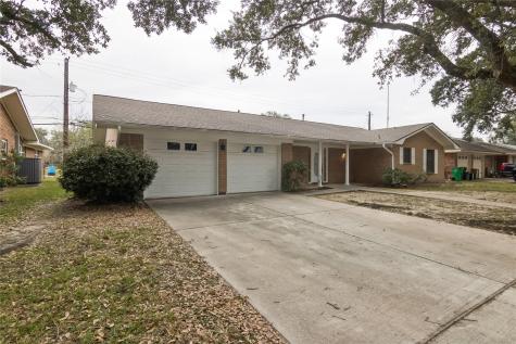 2303 Kipling Street Baytown TX 77520