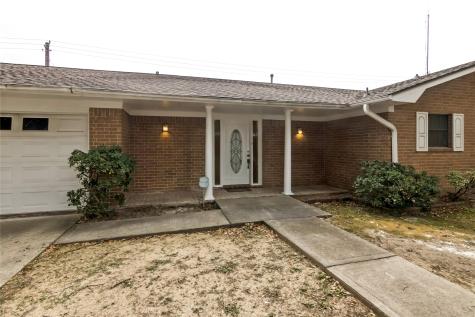 2303 Kipling Street Baytown TX 77520