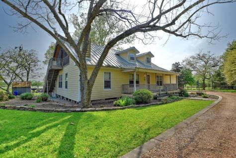 21011 Fm 1094 New Ulm TX 78950