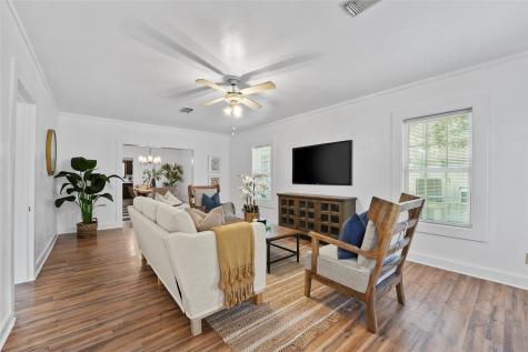 1805 Avenue N 1/2 Galveston TX 77550