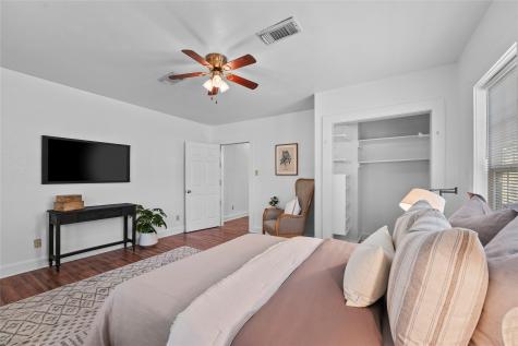 1805 Avenue N 1/2 Galveston TX 77550