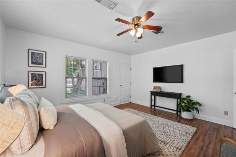 1805 Avenue N 1/2 Galveston TX 77550