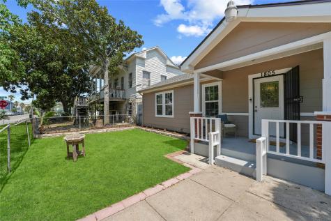 1805 Avenue N 1/2 Galveston TX 77550