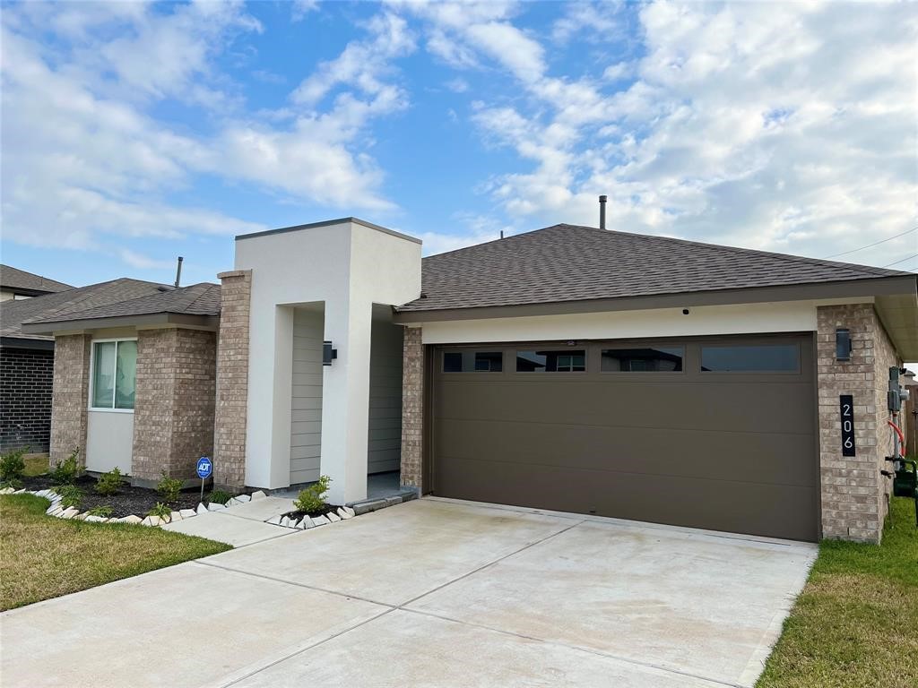206 John House Lane Rosharon TX 77583
