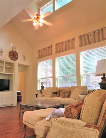 9542 Kelsey Meadows Court Houston TX 77040