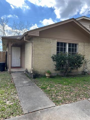 6907 Greenyard Drive Houston TX 77086