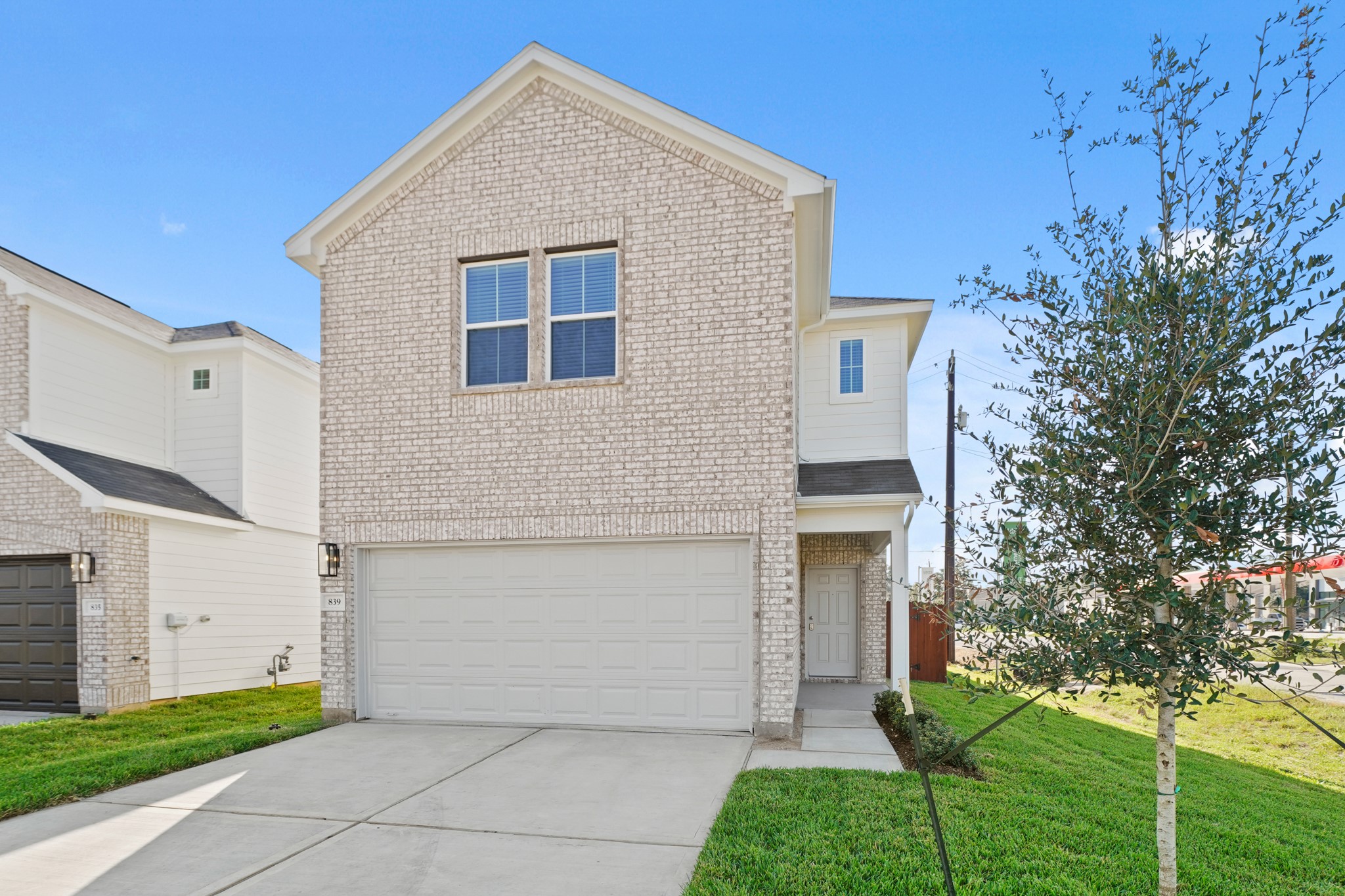 839 Red Oakland Drive Houston TX 77090