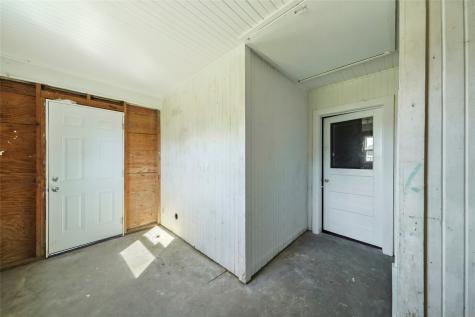1417 14th Avenue N Texas City TX 77590