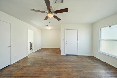 1417 14th Avenue N Texas City TX 77590