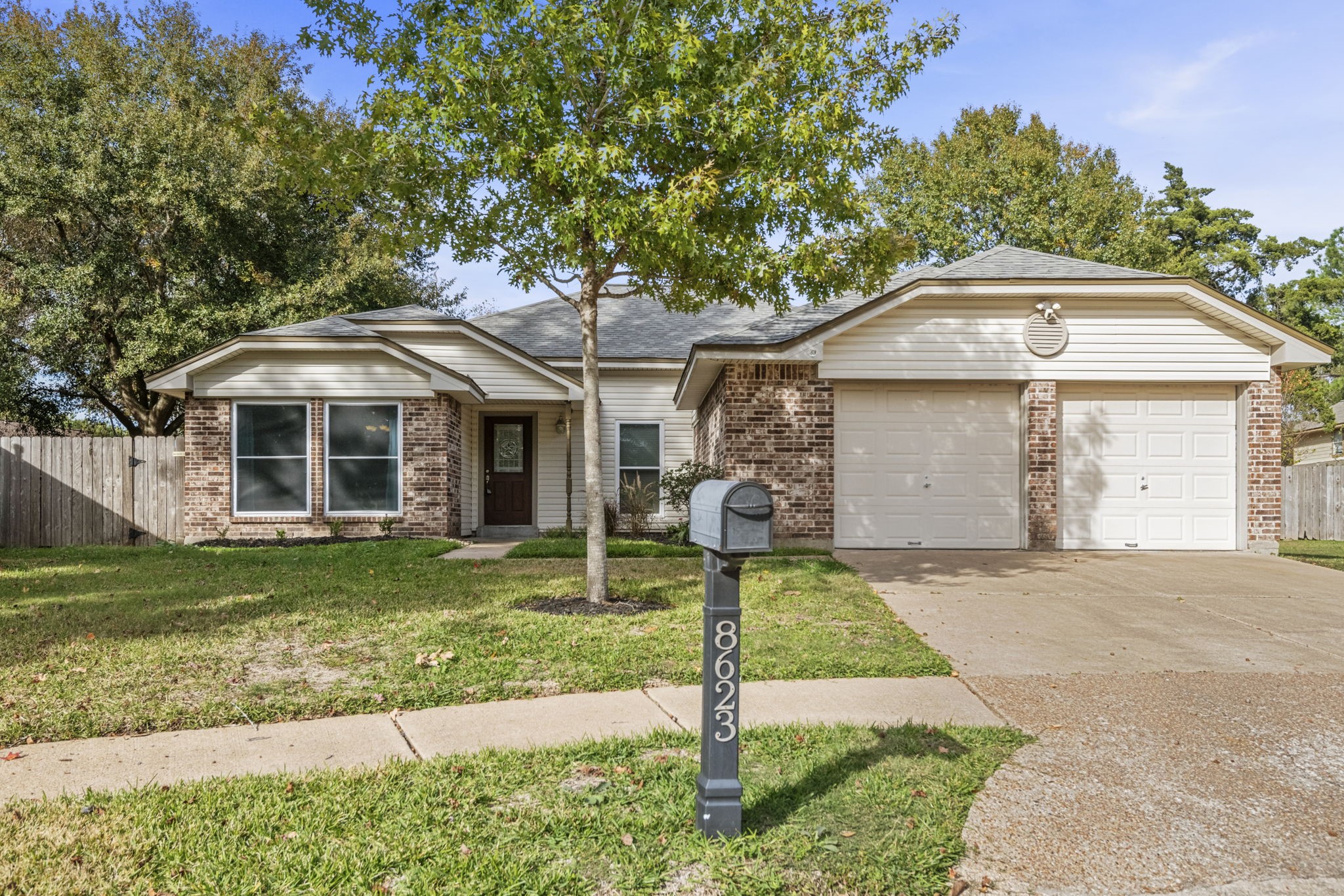 8623 Greenleaf Lake Drive Houston TX 77095