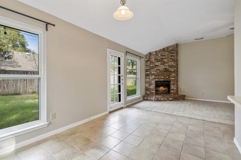 8623 Greenleaf Lake Drive Houston TX 77095
