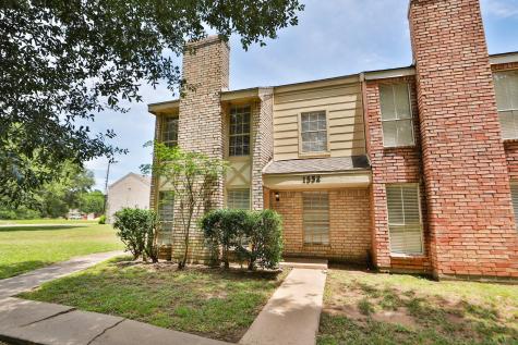 1552 East Avenue Katy TX 77493