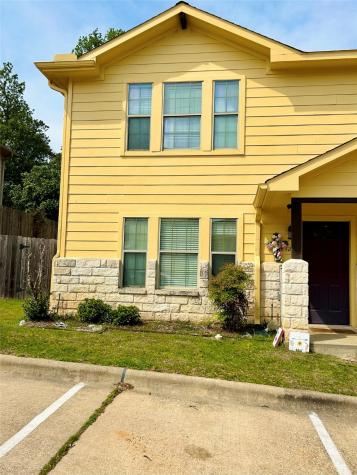 125 Bolero Way Huntsville TX 77340