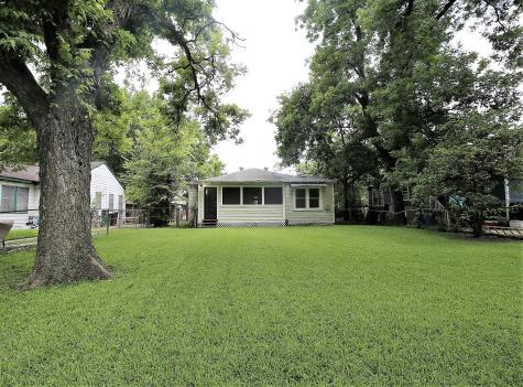 328 E 28th Street Houston TX 77008